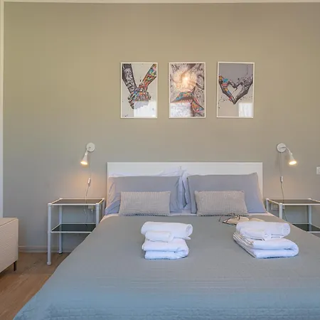 Civico 62 Relax Vicino Al 아파트